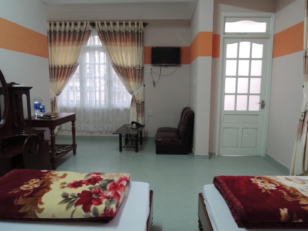 Hong Lan Hotel Da Lat Buitenkant foto
